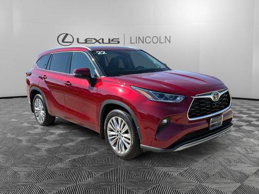 2022 Toyota Highlander Platinum