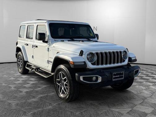 2024 Jeep Wrangler 4-Door Sahara 4x4