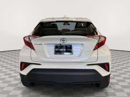 2021 Toyota C-HR LE