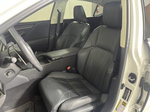 2023 Lexus ES 350 Luxury