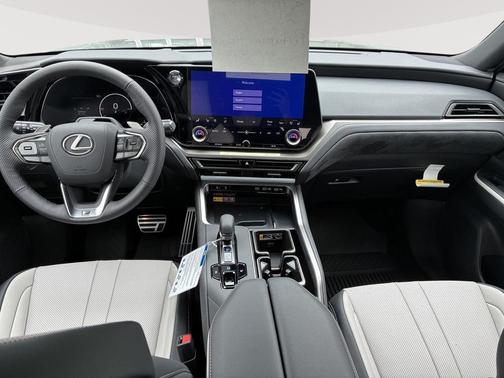 Incognito 2026 Lexus TX 500h F SPORT Premium