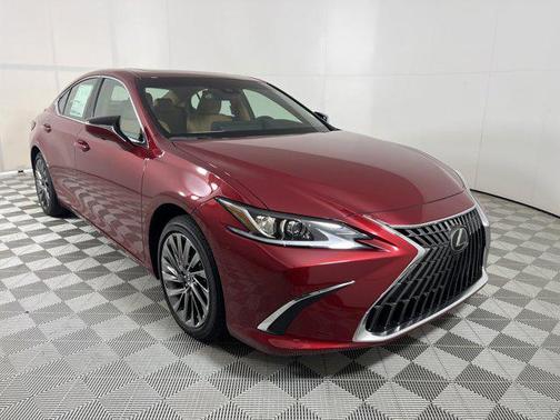 2025 Lexus ES 300h Luxury
