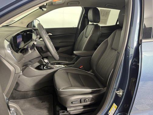 2025 Buick Encore GX Avenir