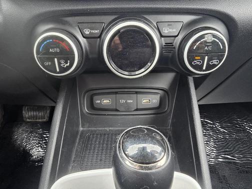 2022 Hyundai VENUE Limited