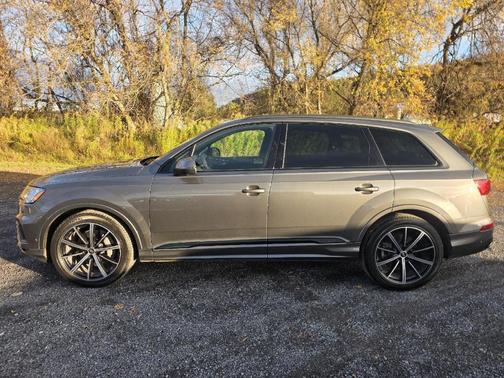 2023 Audi Q7 55 Prestige