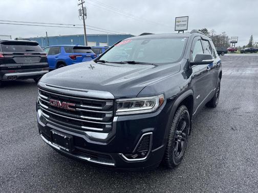 2022 GMC Acadia AT4