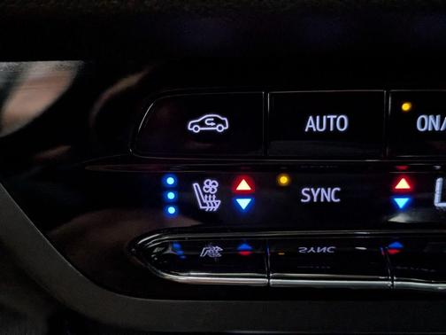 White Frost Tri-Coat 2023 Buick Envision Avenir