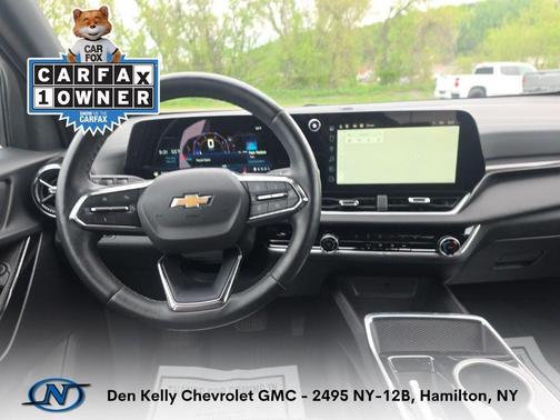 Green 2025 Chevrolet Equinox LT