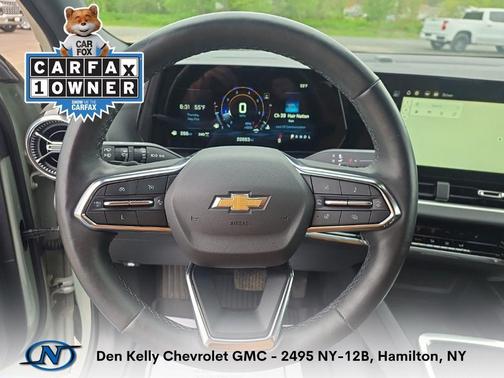 Green 2025 Chevrolet Equinox LT