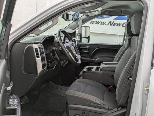 Summit White 2017 GMC Sierra 2500 SLE