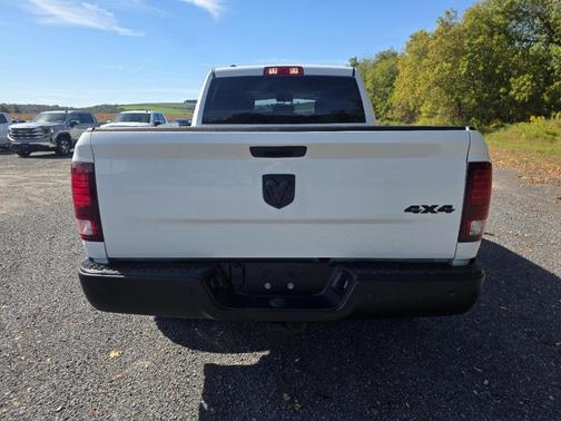2021 RAM 1500 Classic SLT