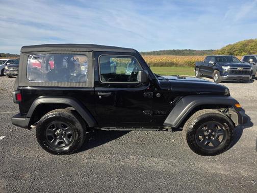 2025 Jeep Wrangler Sport