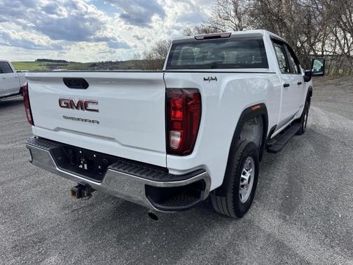 2023 GMC Sierra 2500 Pro
