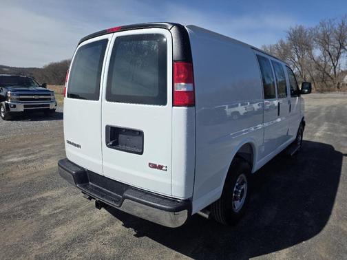 2026 GMC Savana 2500 Work Van