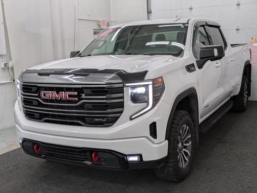 2022 GMC Sierra 1500 AT4