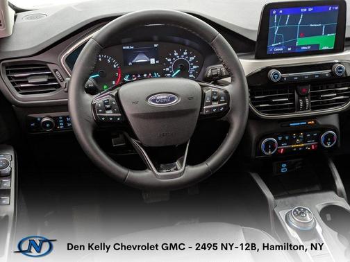 White Metallic 2022 Ford Escape SEL