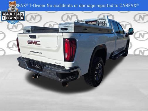 Summit White 2023 GMC Sierra 3500 SLT