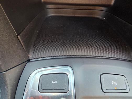 Summit White 2024 Chevrolet Equinox LT