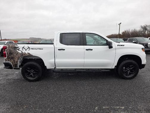 2025 Chevrolet Silverado 1500 Custom Trail Boss