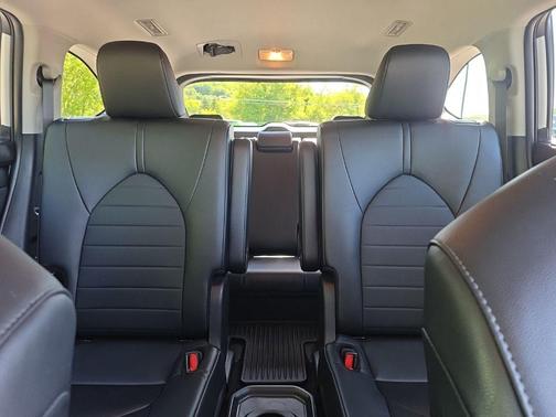 Celestial Silver Metallic 2024 Toyota Highlander XLE