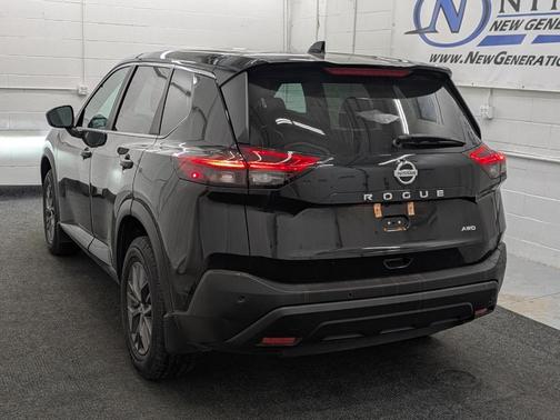 2021 Nissan Rogue S
