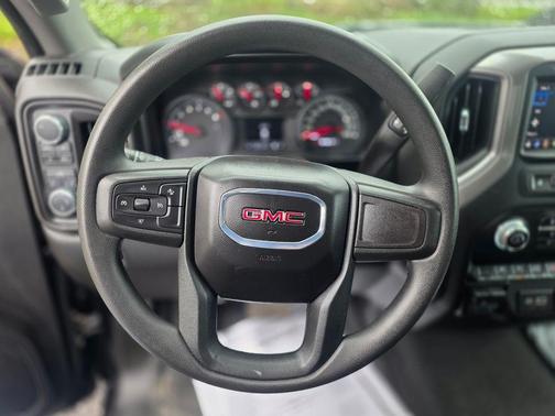 Onyx Black 2024 GMC Sierra 1500 Pro