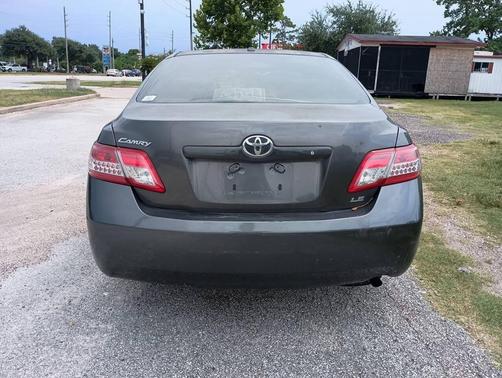 2010 Toyota Camry LE