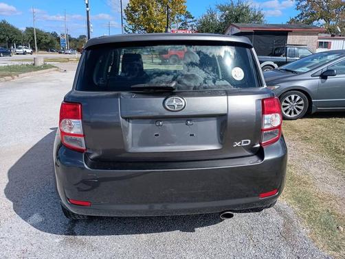 2010 Scion xD Base 4dr Hatchback 4A