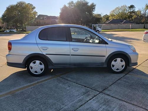 2005 Toyota ECHO Base 4dr Sedan