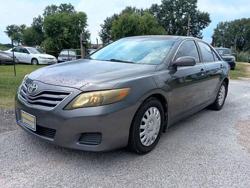 2010 Toyota Camry LE