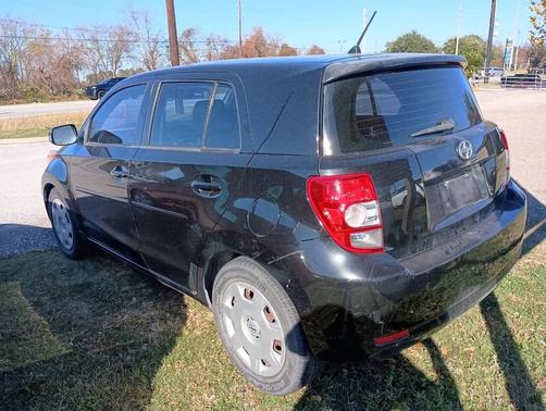 2009 Scion xD Base 4dr Hatchback 4A