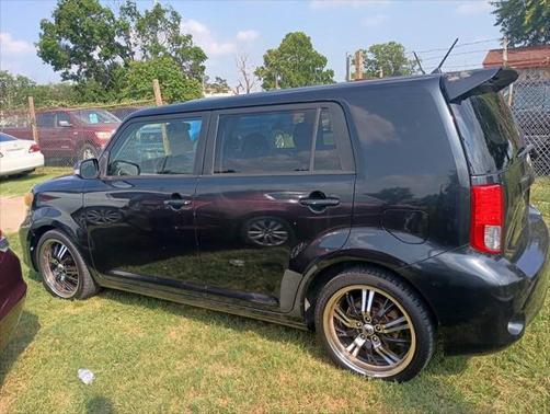2012 Scion xB Release Series 9.0