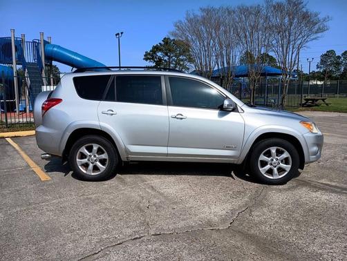 2010 Toyota RAV4 Limited
