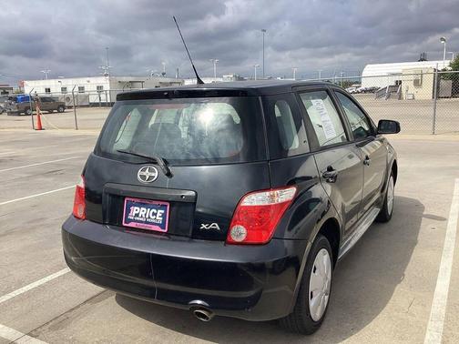 Black Sand Pearl 2006 Scion xA Base 4dr Hatchback w/Manual