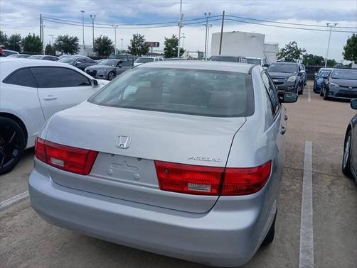 2005 Honda Accord DX