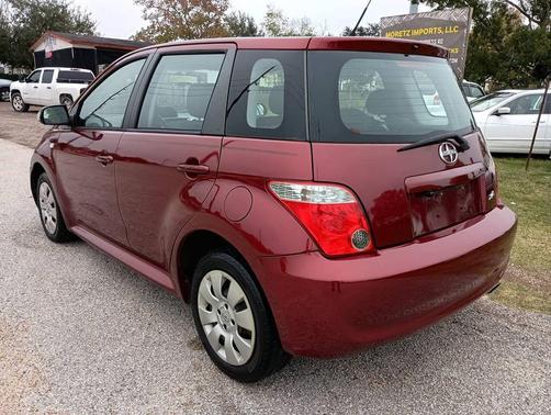 2006 Scion xA Base 4dr Hatchback w/Automatic