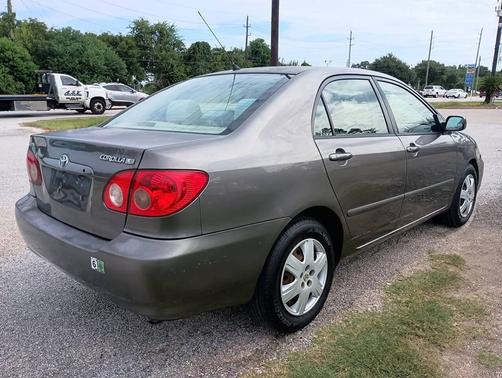 2006 Toyota Corolla LE