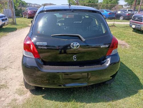 2010 Toyota Yaris Base