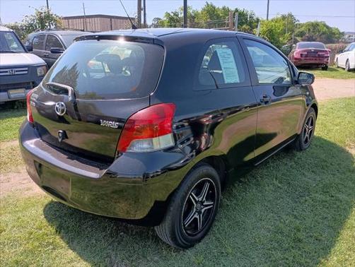 2010 Toyota Yaris Base