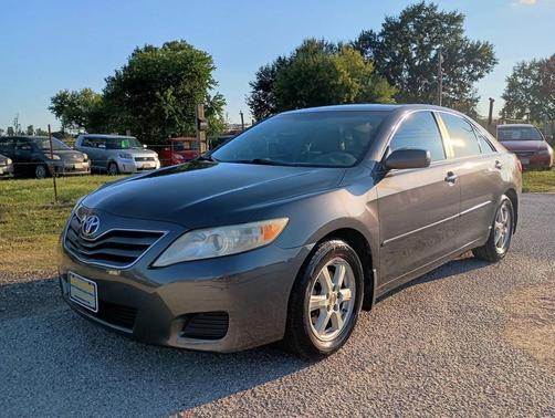 2010 Toyota Camry LE