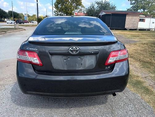 2010 Toyota Camry LE