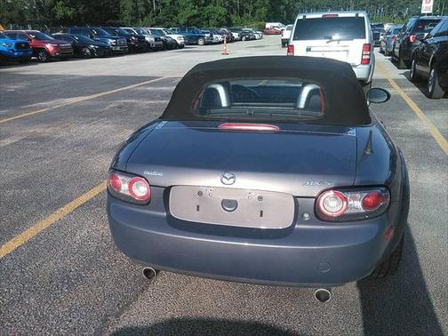 2008 Mazda MX-5 Miata Grand Touring 2dr Convertible (2L I4 6M)