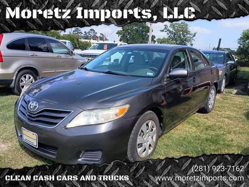 Magnetic Gray Metallic 2010 Toyota Camry LE