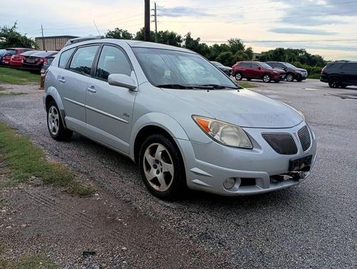 Platinum 2005 Pontiac Vibe Base
