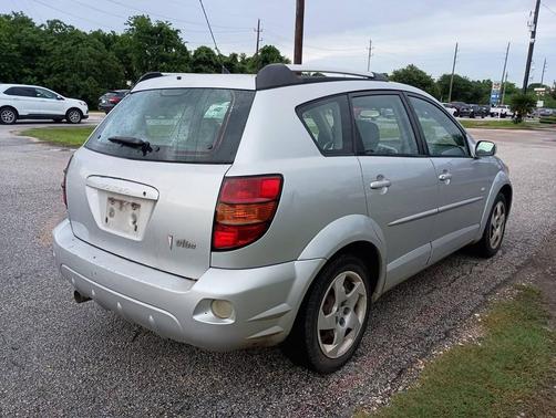 Platinum 2005 Pontiac Vibe Base