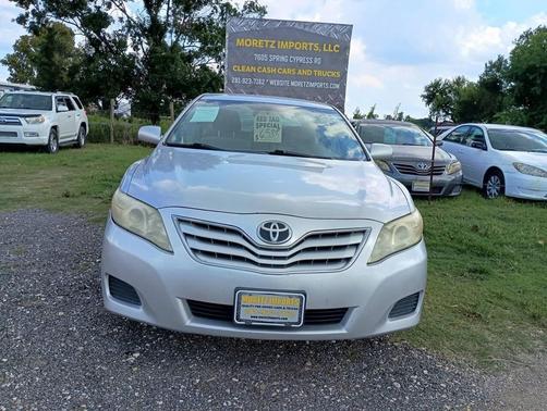 2010 Toyota Camry LE