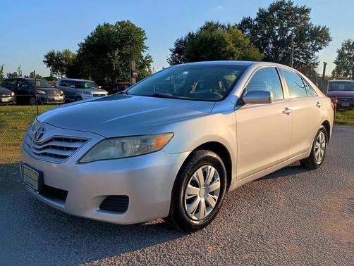 2010 Toyota Camry LE