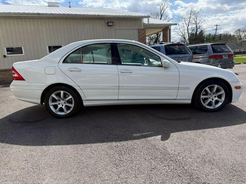 2007 Mercedes-Benz C-Class Base