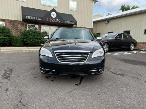 2012 Chrysler 200 Limited