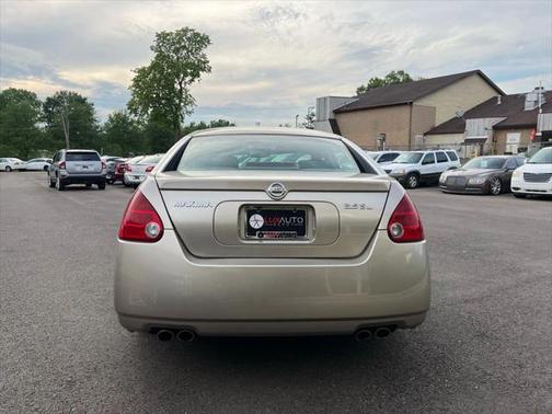 2005 Nissan Maxima SL